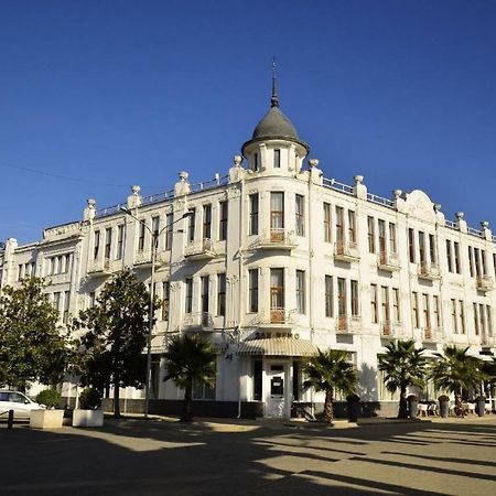 Ritsa Hotel Suchumi Zewnętrze zdjęcie