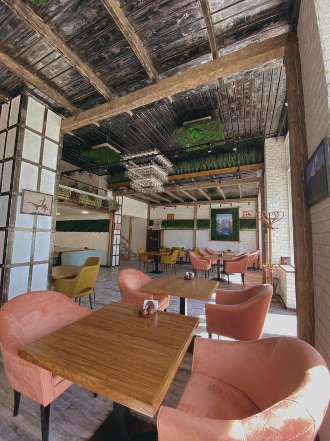 Ritsa Hotel Suchumi Zewnętrze zdjęcie