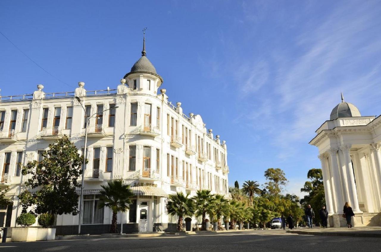 Ritsa Hotel Suchumi Zewnętrze zdjęcie