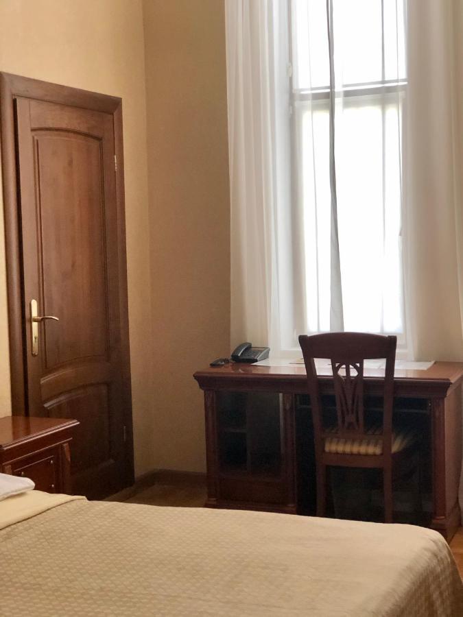 Ritsa Hotel Suchumi Zewnętrze zdjęcie