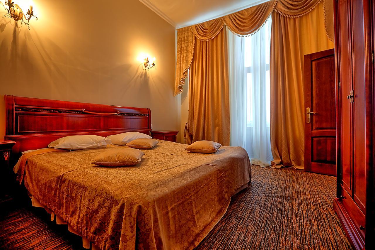 Ritsa Hotel Suchumi Zewnętrze zdjęcie