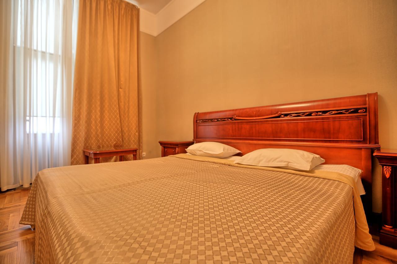 Ritsa Hotel Suchumi Zewnętrze zdjęcie