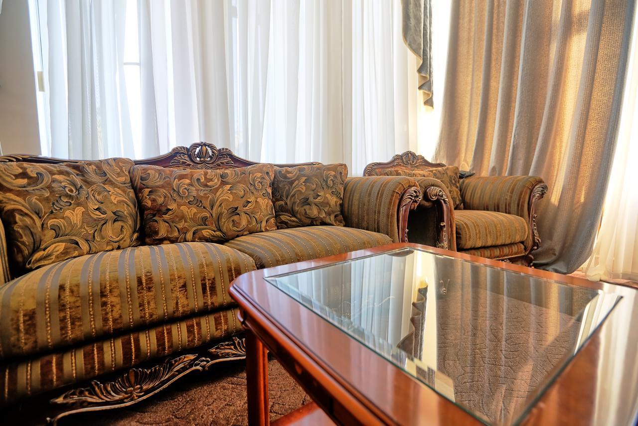 Ritsa Hotel Suchumi Zewnętrze zdjęcie