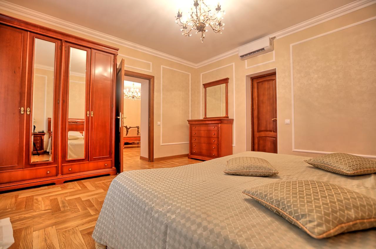 Ritsa Hotel Suchumi Zewnętrze zdjęcie